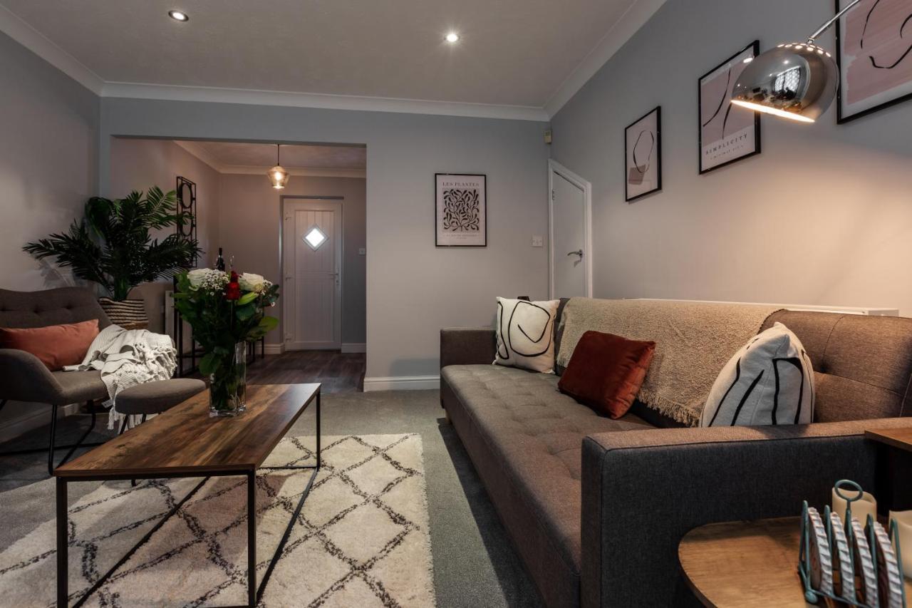 Curlew - 3 Bedrooms Wi-Fi, Parking, Contractors Thornton  Eksteriør billede