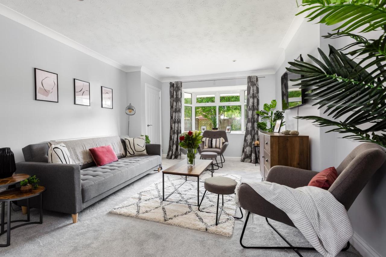 Curlew - 3 Bedrooms Wi-Fi, Parking, Contractors Thornton  Eksteriør billede