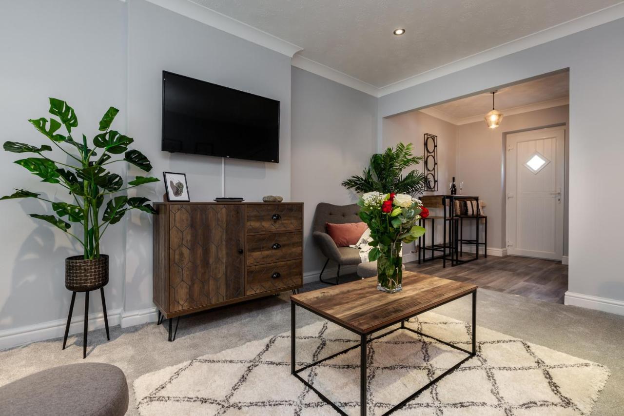 Curlew - 3 Bedrooms Wi-Fi, Parking, Contractors Thornton  Eksteriør billede