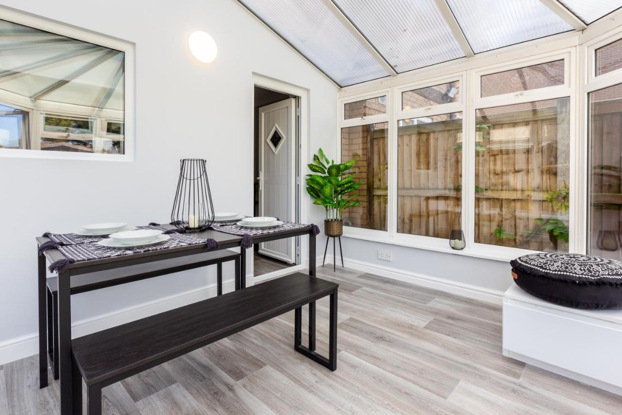 Curlew - 3 Bedrooms Wi-Fi, Parking, Contractors Thornton  Eksteriør billede