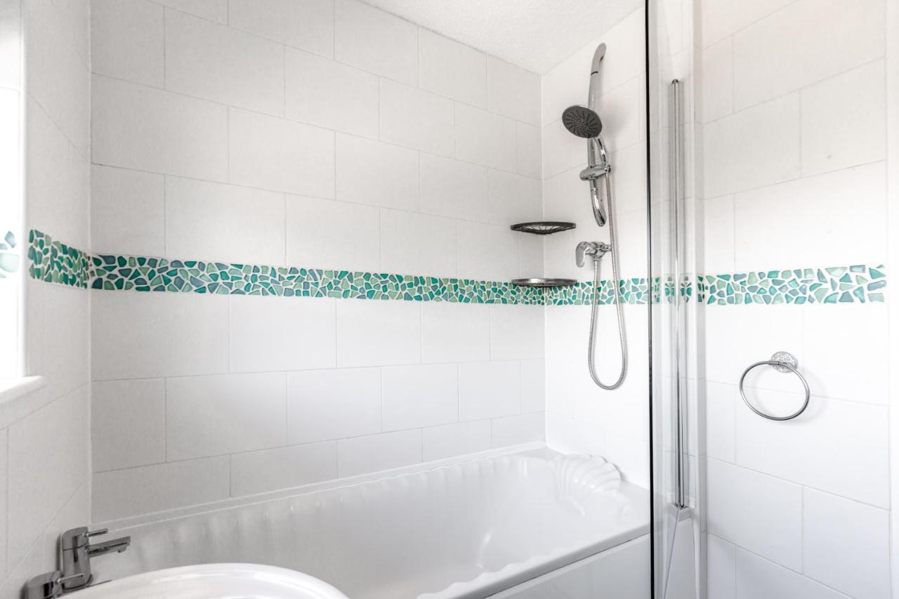 Curlew - 3 Bedrooms Wi-Fi, Parking, Contractors Thornton  Eksteriør billede