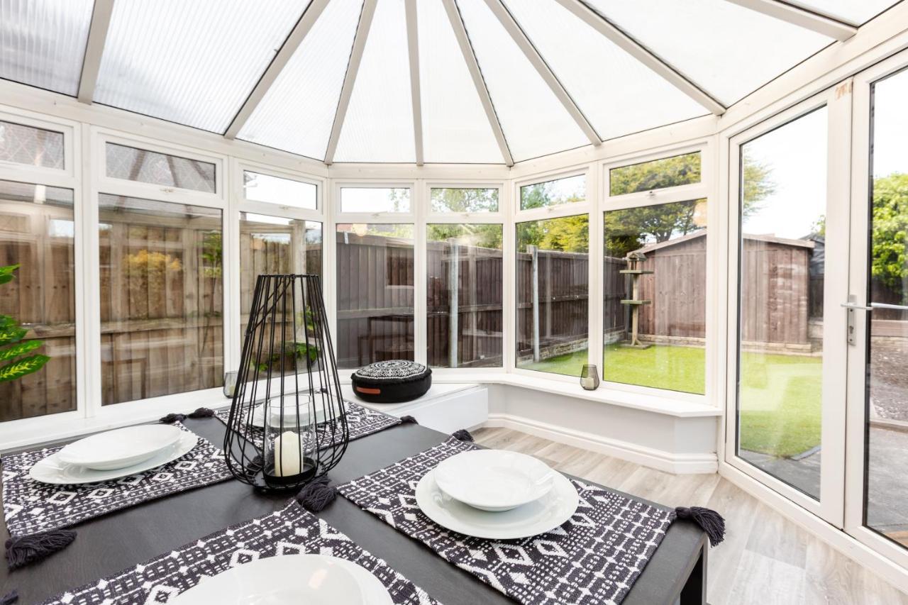 Curlew - 3 Bedrooms Wi-Fi, Parking, Contractors Thornton  Eksteriør billede